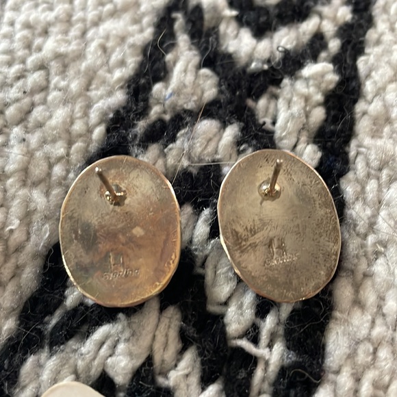 STERLING SILVER BLACK OPAL EARRINGS - Picture 3 of 3